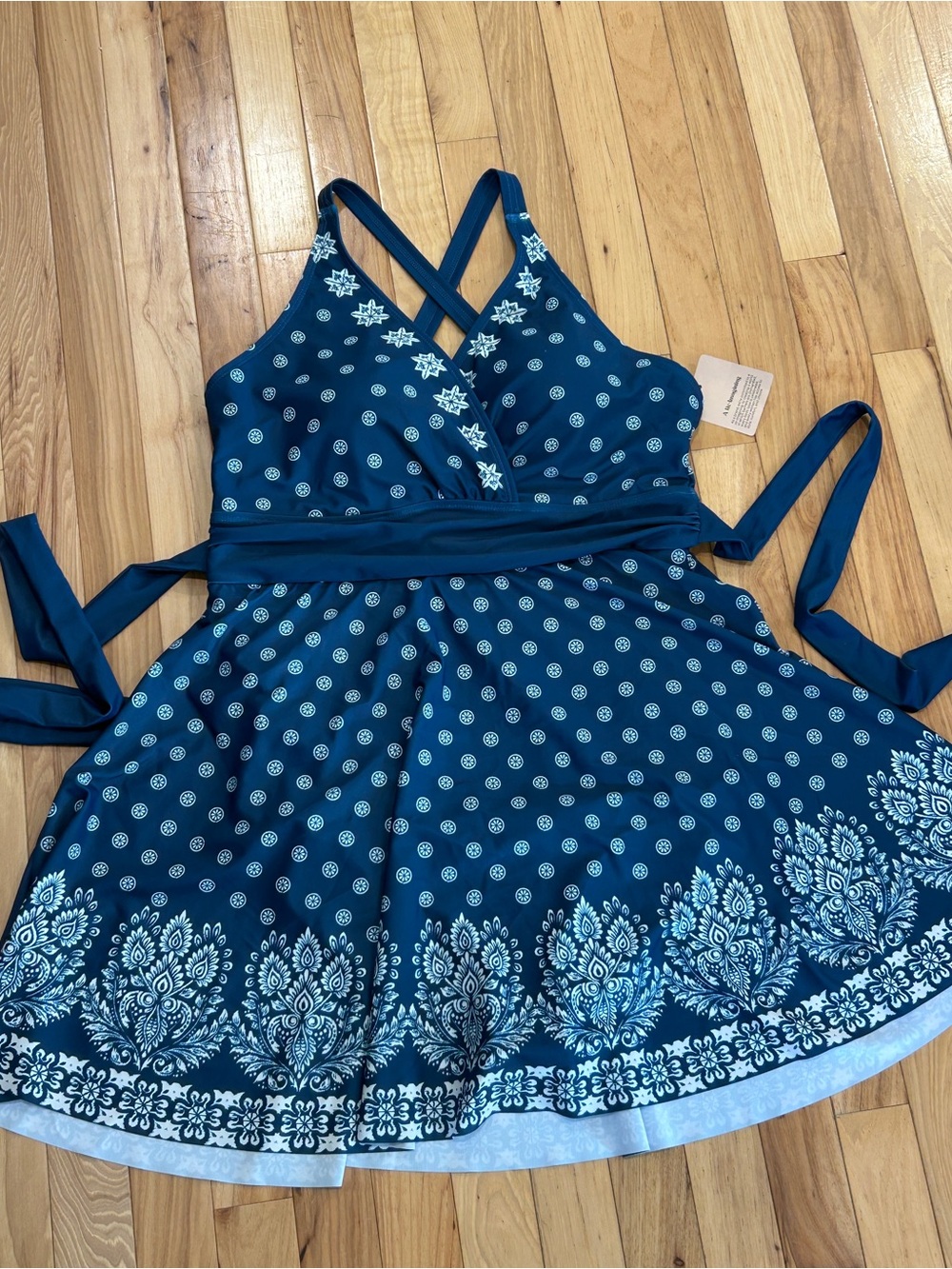 NWT BloomChic Boho Print Waist-Tie Surplice Neck Swim Dress Size 14-16 - Picture 3 of 10